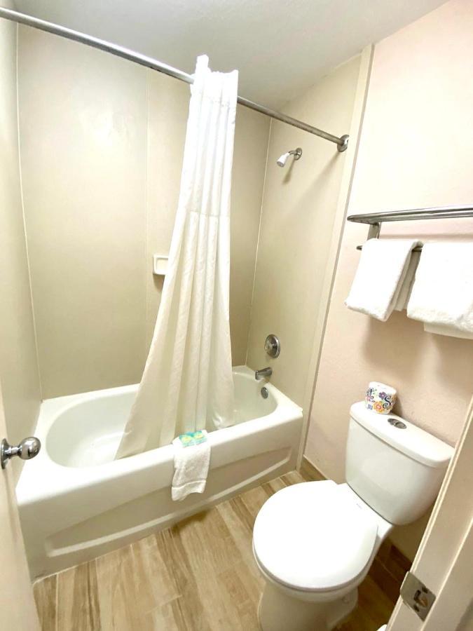 Regency Inn Fern Park Luaran gambar